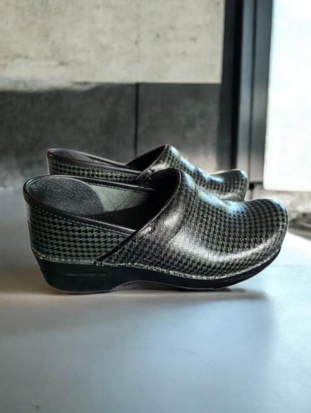 DANSKO ( 7.5) Classic Slip On Black, Green Glitter Professional All Day Clogs